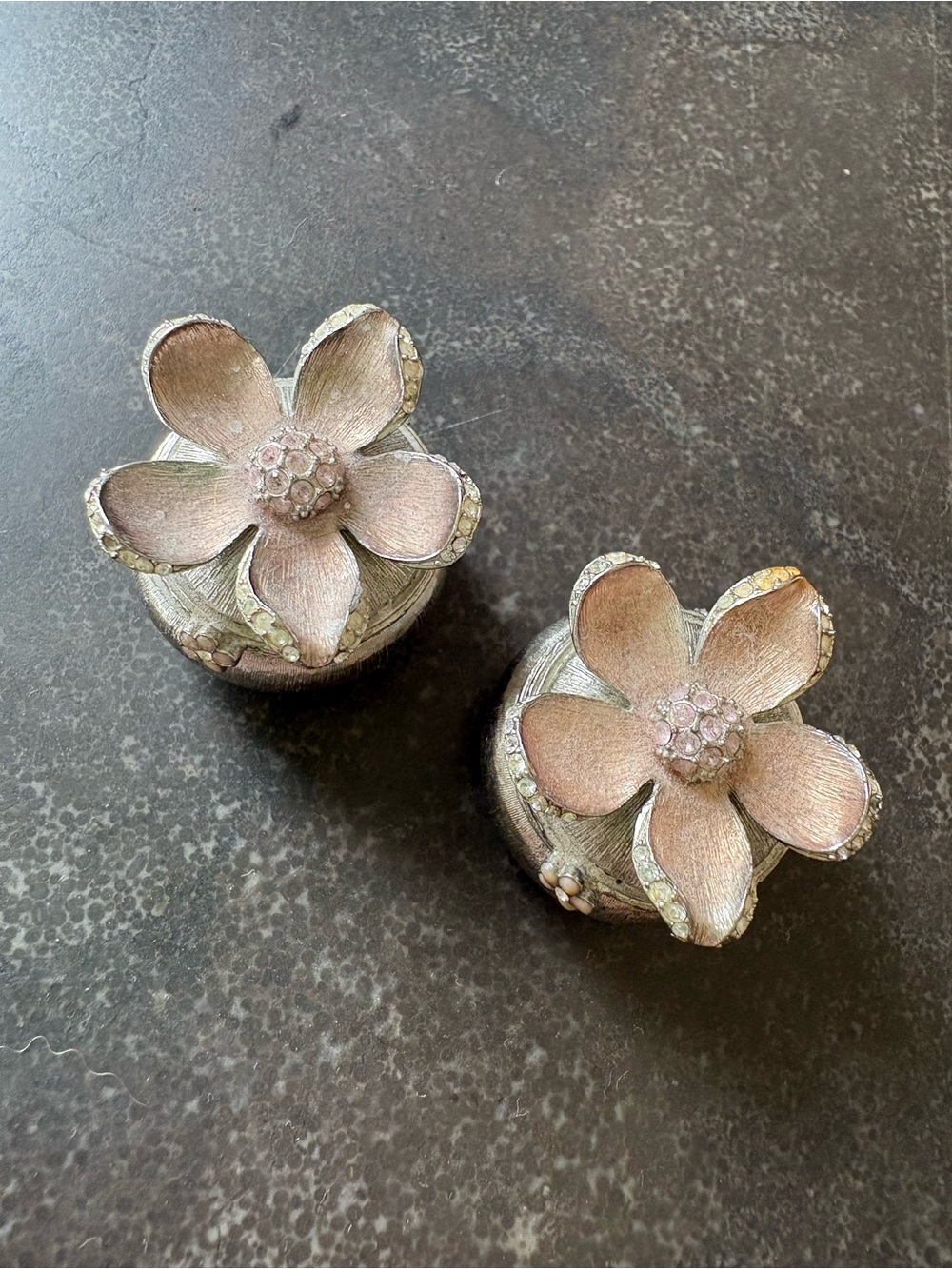 JAY STRONGWATER Pair of Metal and Rhinestone Decorative Pill/Trinket Boxes - Picture 4 of 9